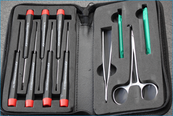 用適合的工具來幫助您打開筆記型電腦