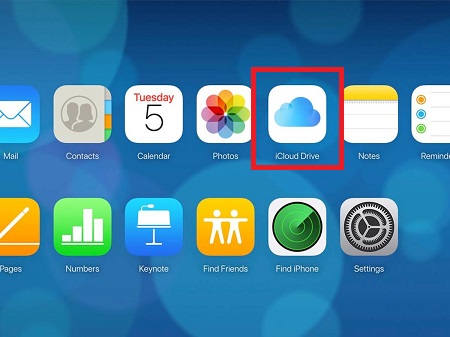 通過 iCloud Drive 將照片從電腦傳輸到 iPhone